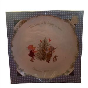 🎄Holly Hobby Commemorative Christmas Plate 1973